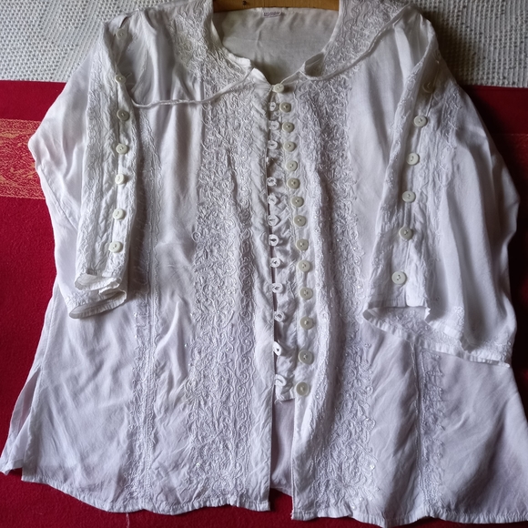 White boho blouse - Picture 2 of 8